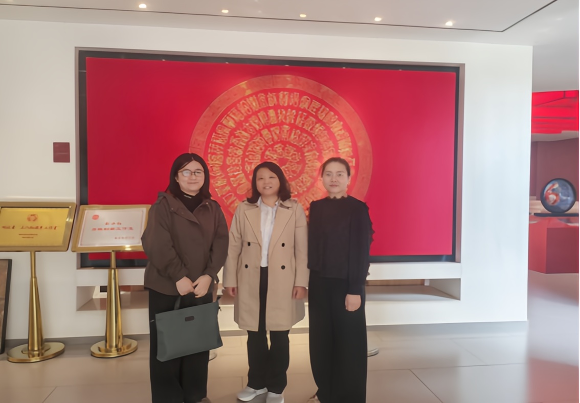 我中心為大冶刺繡等非遺提供版權(quán)宣講服務(wù)